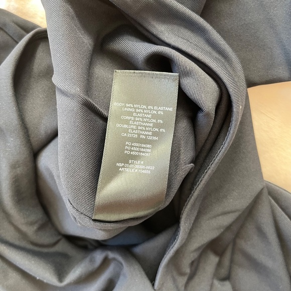 Aritzia Babaton⎜VARO CONTOUR BODYSUIT⎜BLACK - Picture 11 of 14